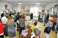Wernisaż wystawy uczestniów zajęć malarskich w Centrum Kultury