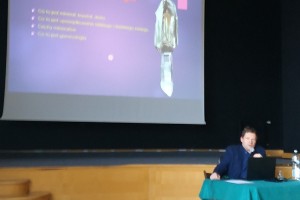 Wykład dr. M. Hubera - „Prawdziwe, fałszywe minerały, kamienie i ich moc”