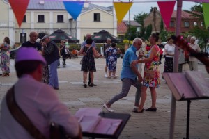 RETRO POTAŃCÓWKA POD CHMURKĄ