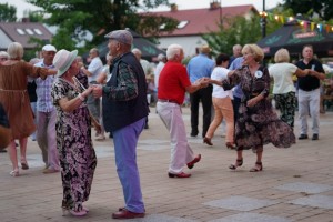 RETRO POTAŃCÓWKA POD CHMURKĄ