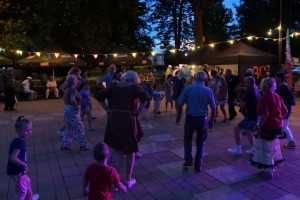 RETRO POTAŃCÓWKA POD CHMURKĄ