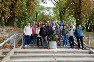 Wycieczka studentów łęczyńskiej filii Lubelskiego Uniwersytetu Trzeciego Wieku do Chełma i Kolonii Żółtanka.