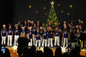 KONCERT ŚWIĄTECZNY CHÓRU 