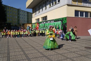 PRZEGLĄD POEZJI W KRAINIE DZIECIĘCEJ FANTAZJI