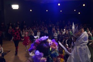 PRZEGLĄD POEZJI W KRAINIE DZIECIĘCEJ FANTAZJI