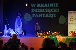 PRZEGLĄD POEZJI W KRAINIE DZIECIĘCEJ FANTAZJI