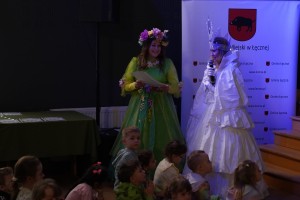 PRZEGLĄD POEZJI W KRAINIE DZIECIĘCEJ FANTAZJI