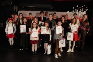  VII Gminny Konkurs Piosenki o tematyce patriotycznej  „… tu wszędzie Polska, tu – Ojczyzna!”