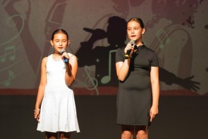 ZAKOŃCZENIE ROKU ARTYSTYCZNEGO DZIECI UCZĘSZCZAJĄCYCH NA ZAJĘCIA WOKALNE, FORTEPIANOWE ORAZ DZIKIEJ AKADEMII MUSICALU 